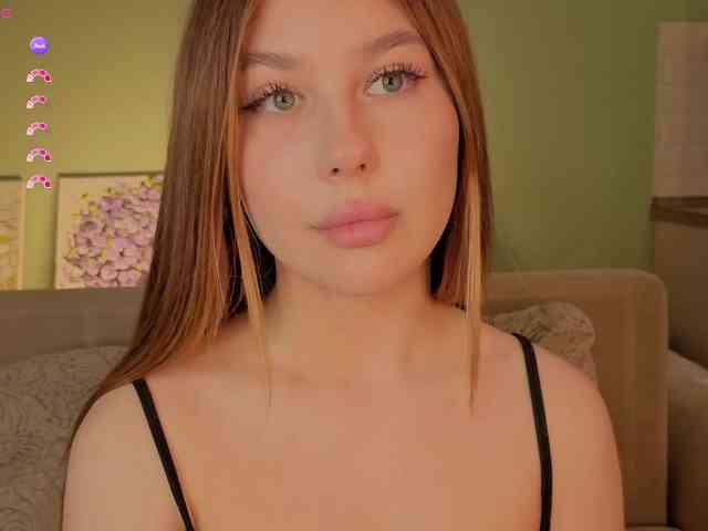 AliceGrand webcam