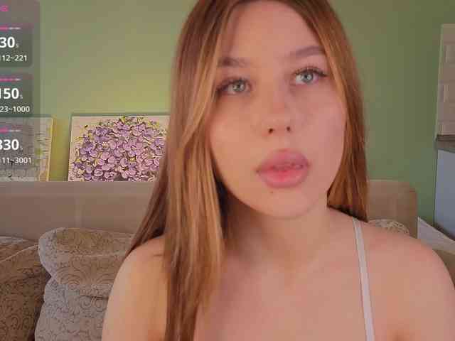 AliceGrand webcam