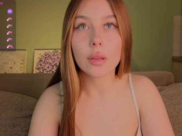 AliceGrand webcam