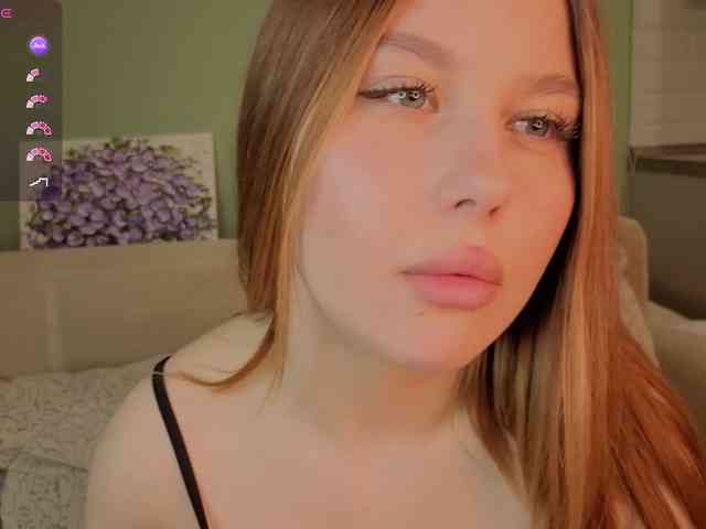AliceGrand webcam