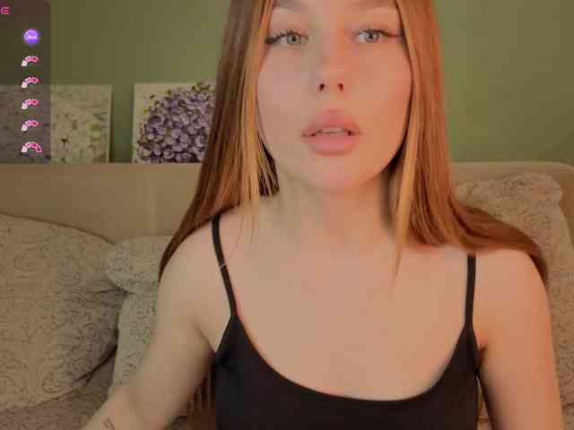 AliceGrand webcam
