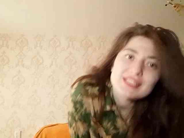 SuzetteTrapeni webcam