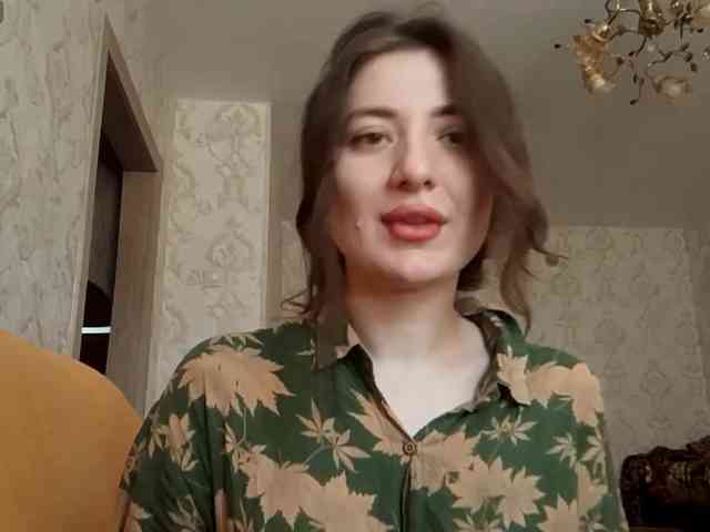 SuzetteTrapeni webcam