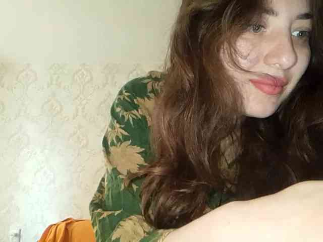 SuzetteTrapeni webcam