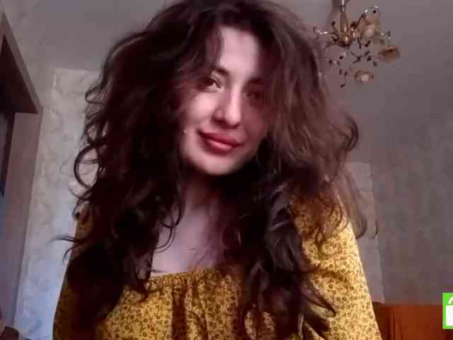 SuzetteTrapeni webcam