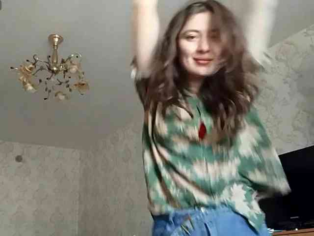 SuzetteTrapeni webcam