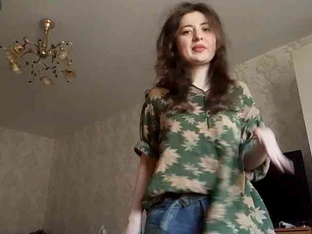 SuzetteTrapeni webcam