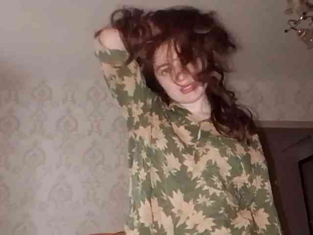 SuzetteTrapeni webcam