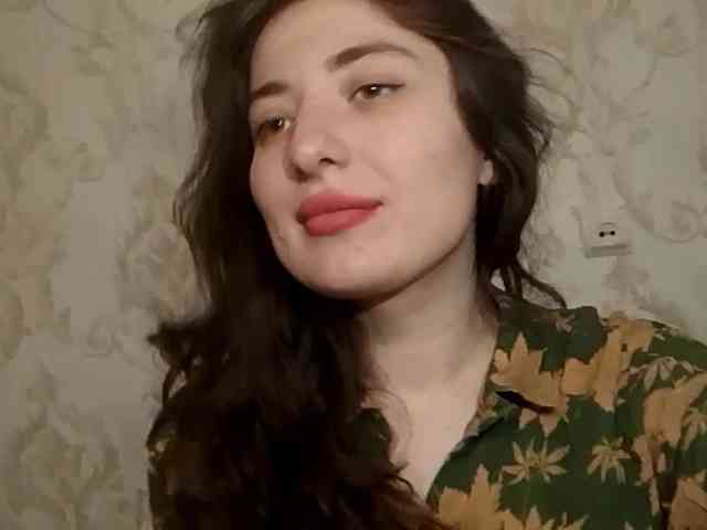 SuzetteTrapeni webcam