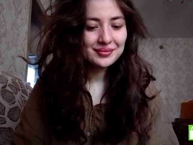 SuzetteTrapeni webcam