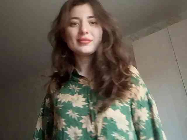 SuzetteTrapeni webcam