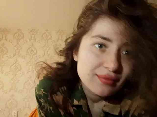 SuzetteTrapeni webcam