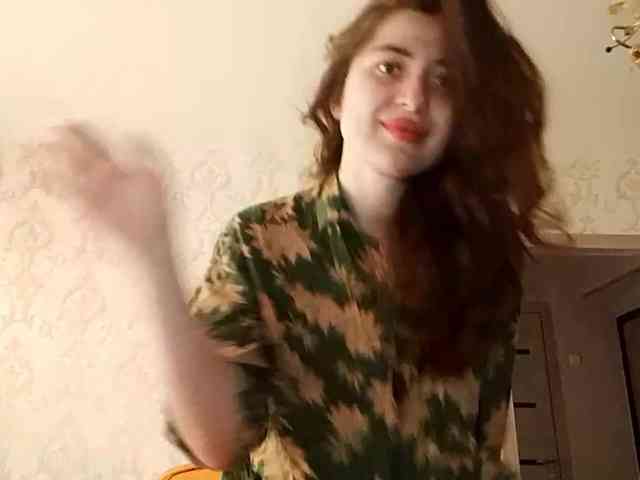 SuzetteTrapeni webcam