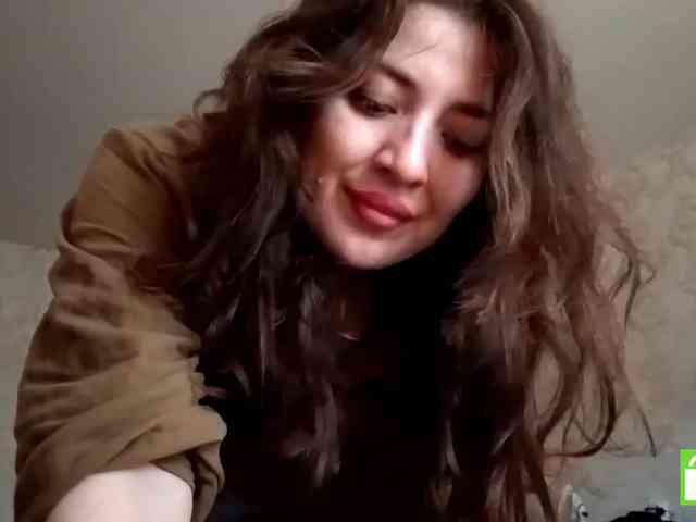 SuzetteTrapeni webcam