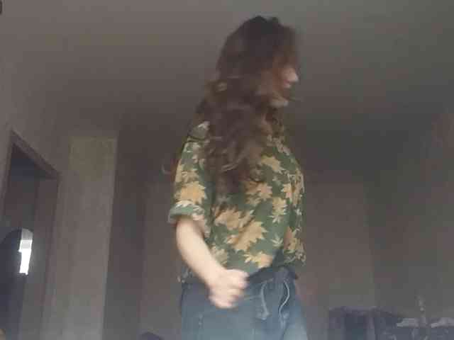 SuzetteTrapeni webcam