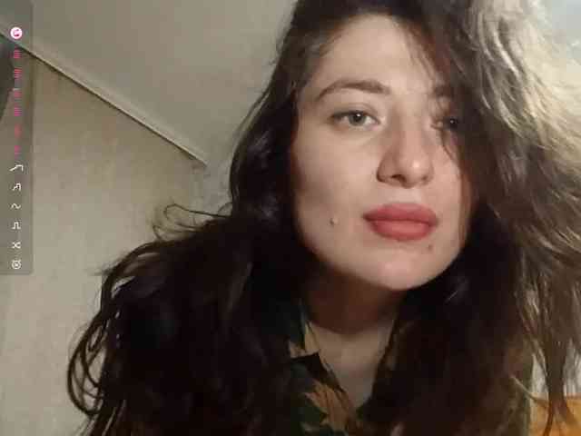 SuzetteTrapeni webcam