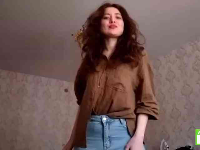 SuzetteTrapeni webcam