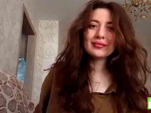 SuzetteTrapeni webcam