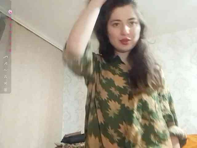 SuzetteTrapeni webcam