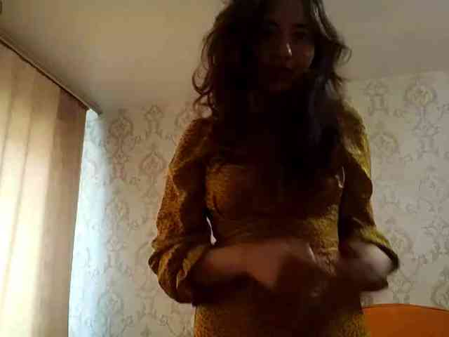 SuzetteTrapeni webcam