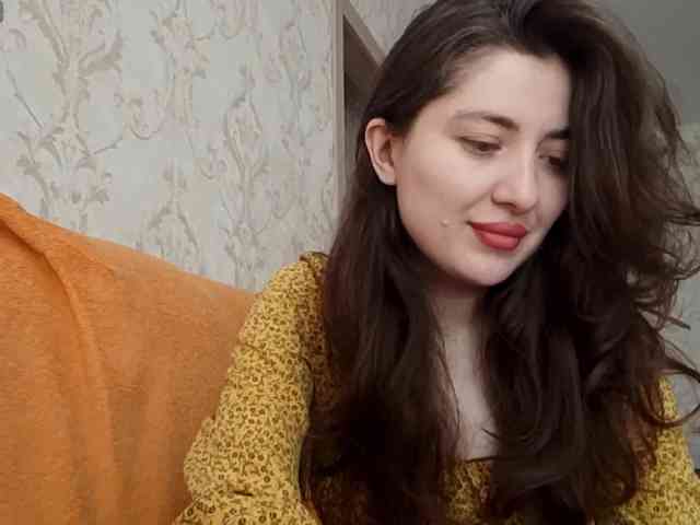 SuzetteTrapeni webcam