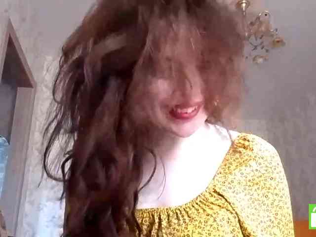 SuzetteTrapeni webcam