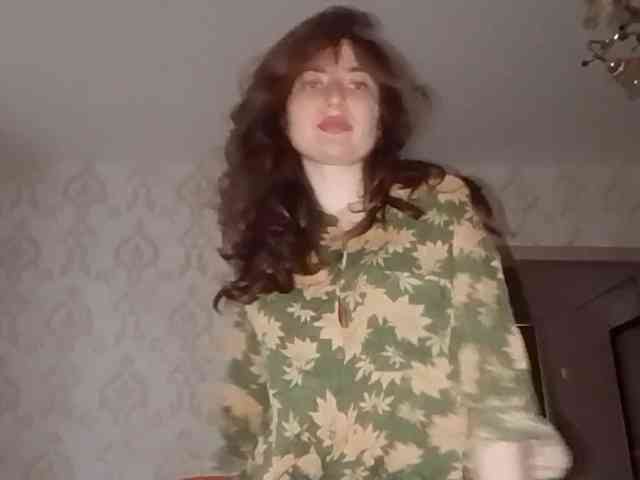 SuzetteTrapeni webcam