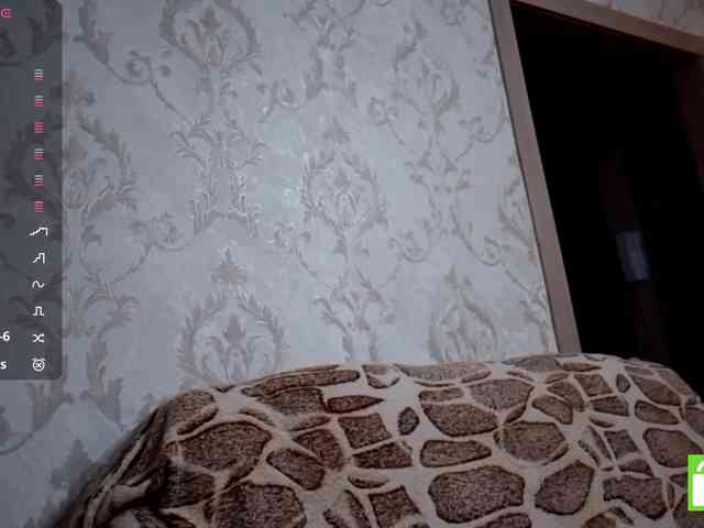 SuzetteTrapeni webcam