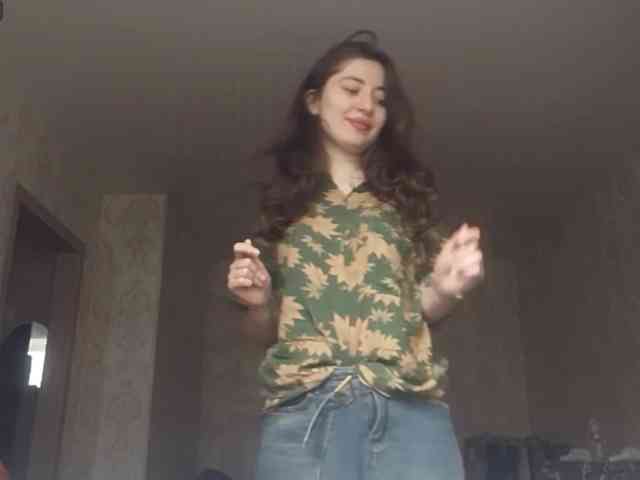 SuzetteTrapeni webcam