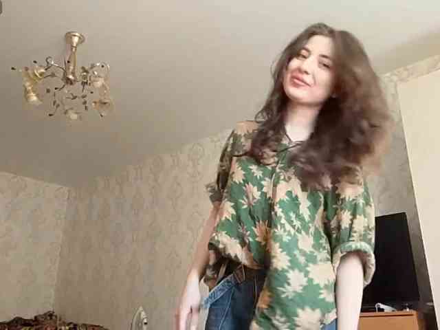 SuzetteTrapeni webcam