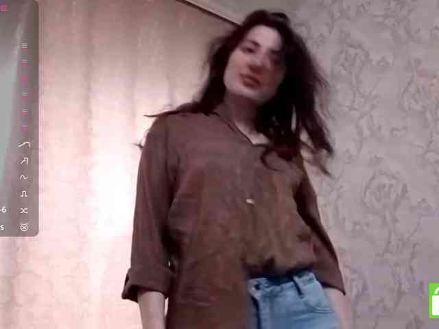 SuzetteTrapeni webcam