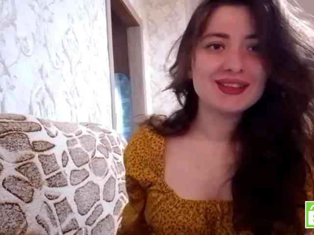 SuzetteTrapeni webcam