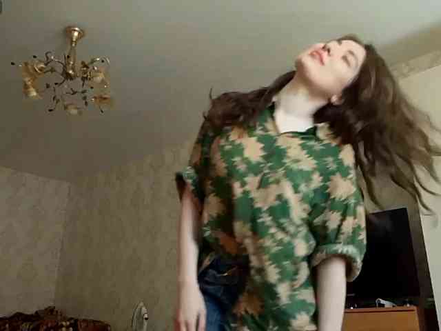 SuzetteTrapeni webcam