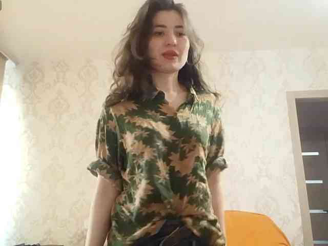 SuzetteTrapeni webcam