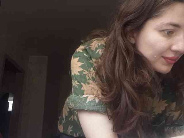 SuzetteTrapeni webcam