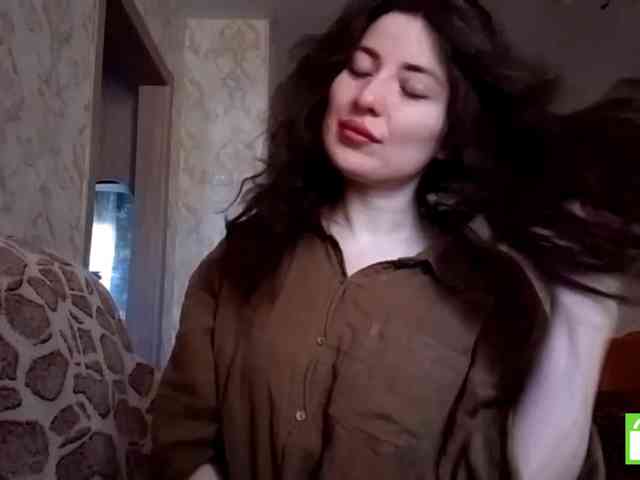 SuzetteTrapeni webcam