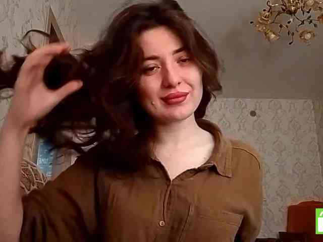 SuzetteTrapeni webcam