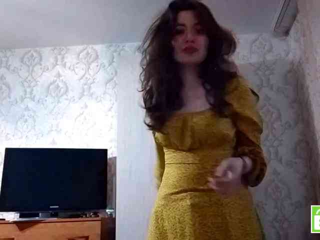 SuzetteTrapeni webcam