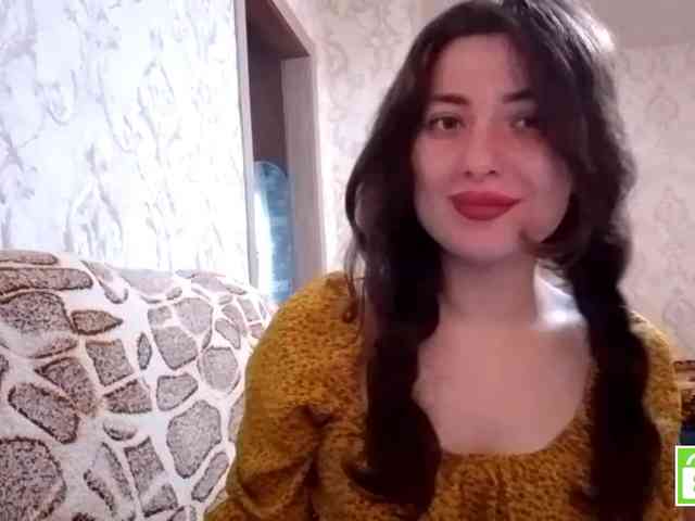 SuzetteTrapeni webcam