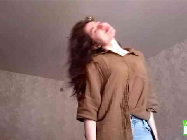 SuzetteTrapeni webcam