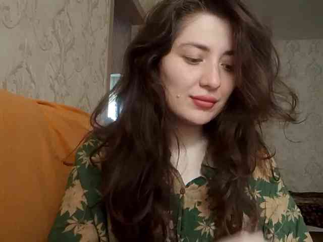 SuzetteTrapeni webcam