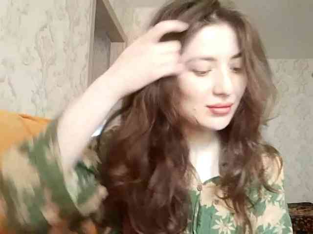 SuzetteTrapeni webcam