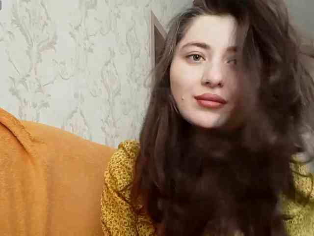 SuzetteTrapeni webcam