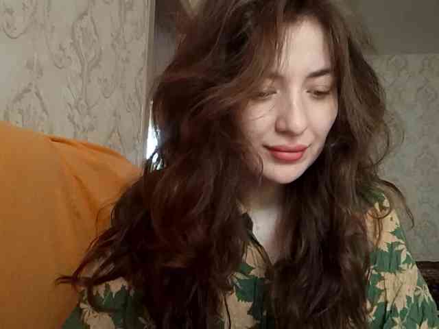 SuzetteTrapeni webcam