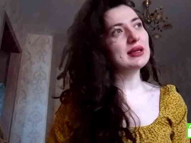 SuzetteTrapeni webcam