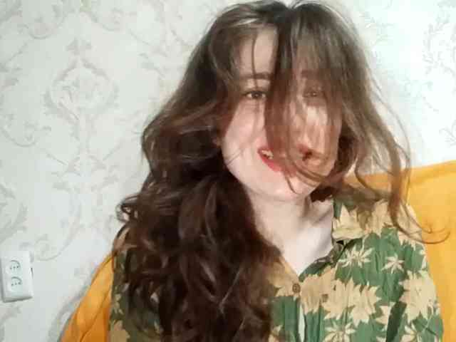 SuzetteTrapeni webcam