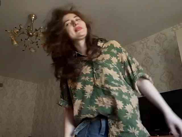 SuzetteTrapeni webcam