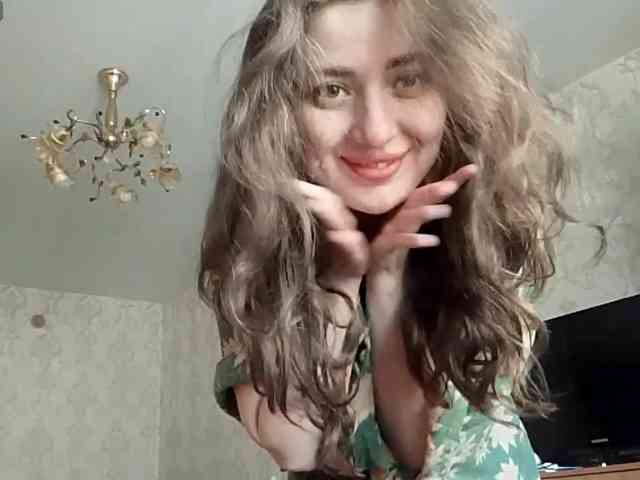 SuzetteTrapeni webcam