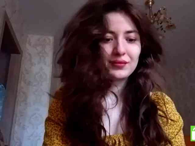 SuzetteTrapeni webcam