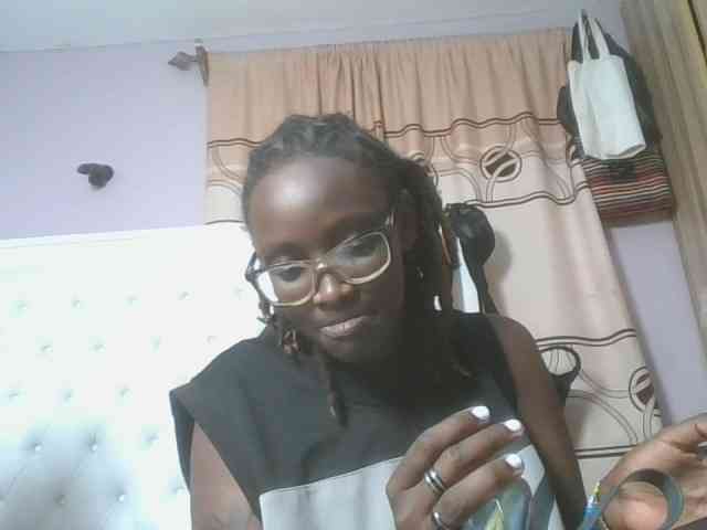 SweetAryy webcam